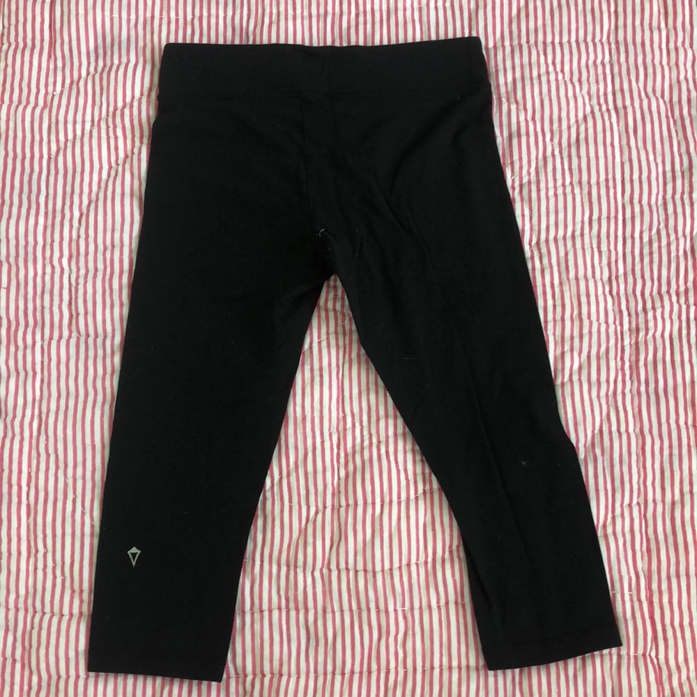 lululemon ivivva crop leggings